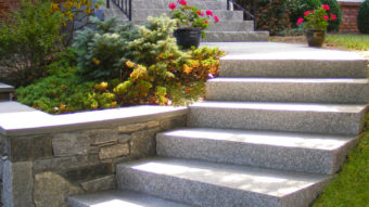 Chọn đá granite ốp cầu thang cho ngôi nhà thêm đẹp