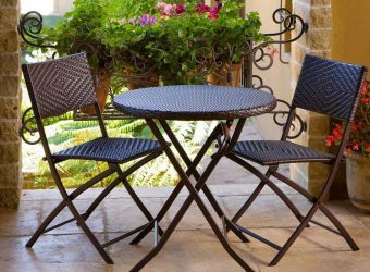 Làm đẹp ban công chung cư với một số vật dụng