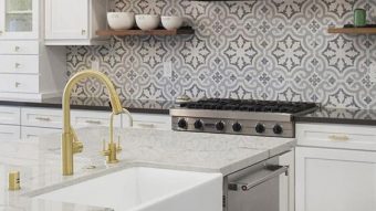 5 lý do vì sao bạn nên chọn gạch bông cho backsplash nhà bếp của mình