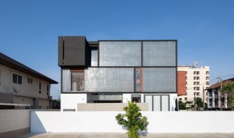 Gạch kính lấy sáng Indonesia – Giải pháp lấy sáng đỉnh cao cho nhà phố