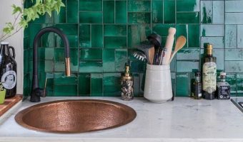 Gạch thẻ ốp tường Trung Quốc – Đa dạng mẫu mã, chất lượng ổn định